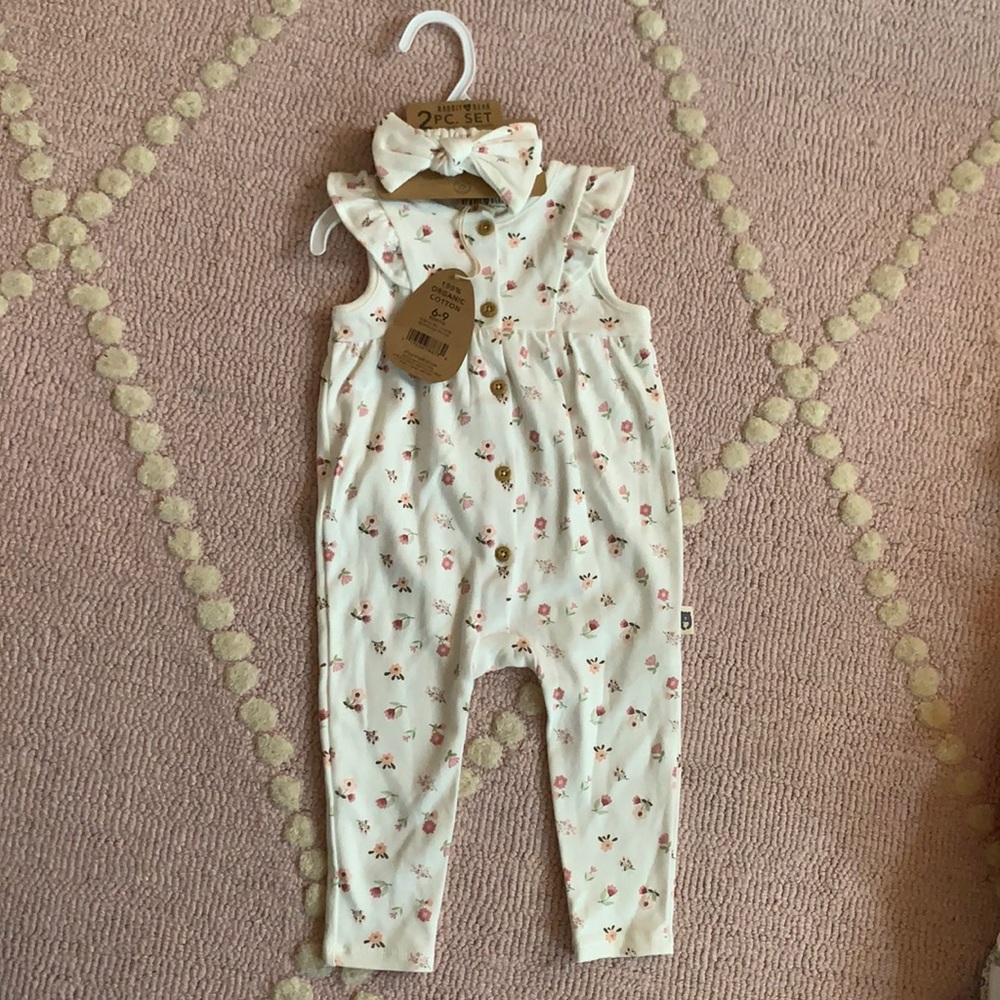 Rabbit bear outfit new with tags 6-9 months